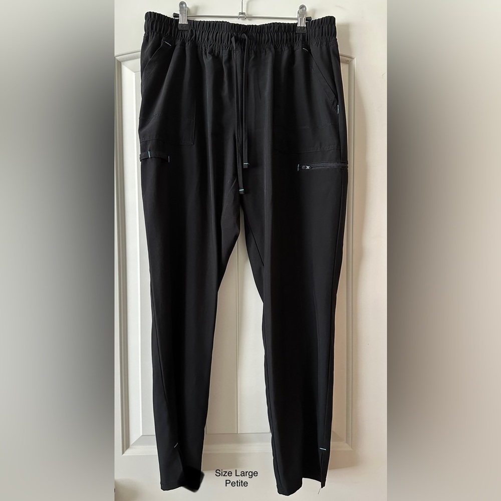 ScrubStar Scrub pant, black. Size Large Petite. In great condition.